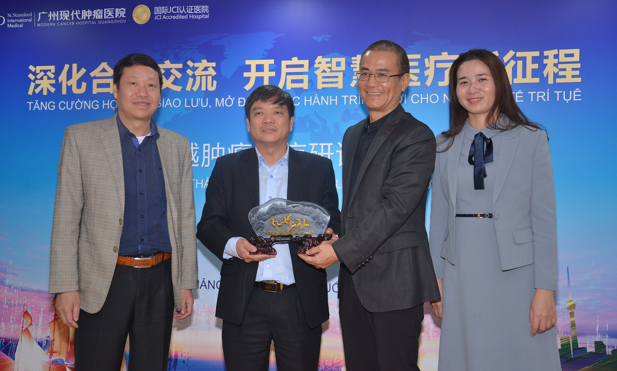 越南肿瘤专家团广州圣丹福肿瘤医院 越南肿瘤专家团广州圣丹福肿瘤医院