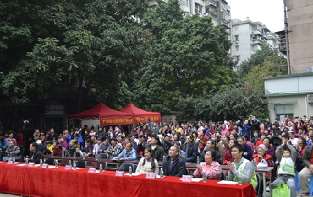 圣丹福健康嘉年华走进景泰社区