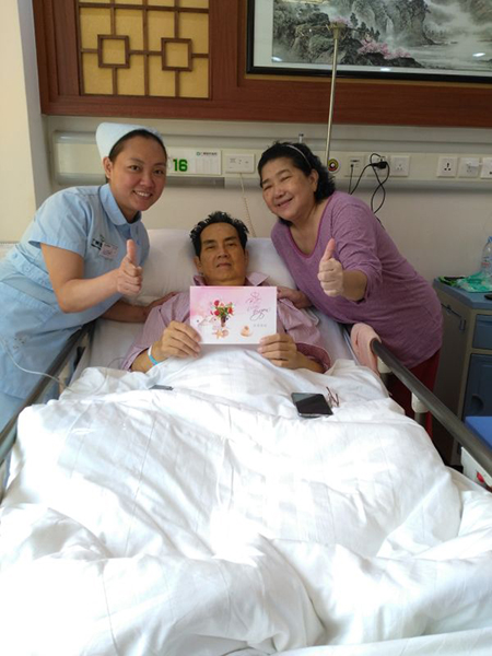 病房里的父亲节  不一样的温情